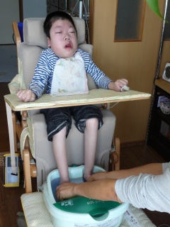 ファイル名: 12949308001294930800PO201101150004.jpg
ファイルサイズ: 49.1KB 吹っ飛ばす?・・・