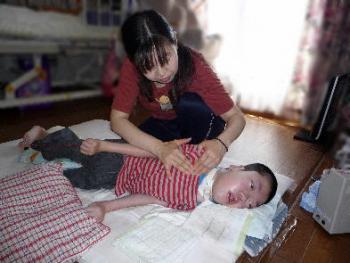 ファイル名: 20120731-1.jpg
ファイルサイズ: 17KB 久しぶりに先生に体を緩めてもらい、創太も気持良さそうにしていた。