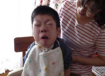 ファイル名: 20120906-1.jpg
ファイルサイズ: 14.9KB 余裕の表情だった? いいえ「くしゃみ」が出たの!