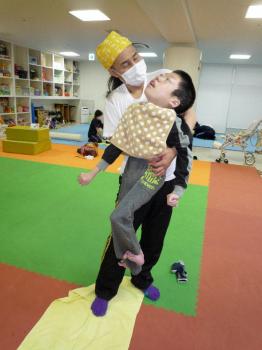 ファイル名: 20130403-1.jpg
ファイルサイズ: 64.2KB
→クリックで元のサイズを表示 足の親指は最後までピ~ンと突っ張ったまんま。