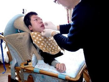 ファイル名: 20130411-1.jpg
ファイルサイズ: 24.1KB
→クリックで元のサイズを表示 ちょっと眠いせいか、いつもより反応がゆっくり目。