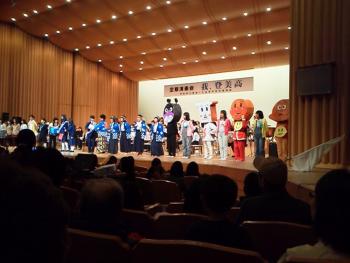 ファイル名: 20130421-3.jpg
ファイルサイズ: 90.3KB
→クリックで元のサイズを表示 賞を取ったりしてるだけあって、迫力満点で気持ちよい音色だった