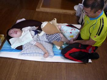 ファイル名: 20130702-1.jpg
ファイルサイズ: 83.1KB
→クリックで元のサイズを表示 良い感じに真っ直ぐな姿勢になった。