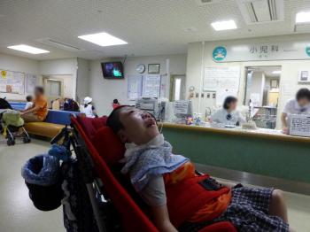 ファイル名: 20130724-2.jpg
ファイルサイズ: 74.5KB
→クリックで元のサイズを表示 大学病院の診察