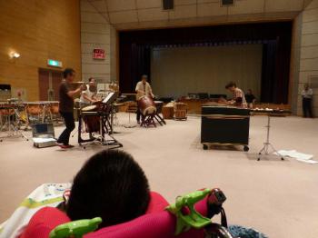 ファイル名: 20130928-1.jpg
ファイルサイズ: 66.8KB
→クリックで元のサイズを表示 マリンバと打楽器の演奏