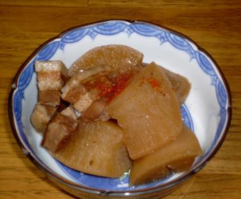 「大根と豚バラ煮」