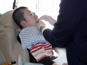 ファイル名: 20140306-02.jpg
ファイルサイズ: 66.5KB
→クリックで元のサイズを表示 歯科衛生士さんのケアも余裕