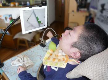 ファイル名: 20140311-02.jpg
ファイルサイズ: 80.1KB
→クリックで元のサイズを表示 i-Padでお勉強した。