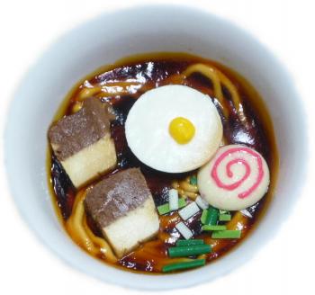 ファイル名: 20141020-02.jpg
ファイルサイズ: 71.2KB
→クリックで元のサイズを表示 食後のデザート その2 ラーメンプリン