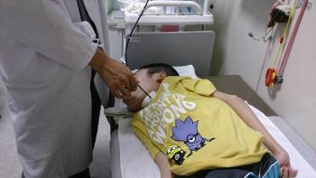 ファイル名: 20150620-01.jpg
ファイルサイズ: 50.6KB
→クリックで元のサイズを表示 小児外科の定期診察(気管切開部分を内視鏡で確認)