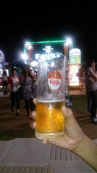 奈良公園でやっているビール祭りに寄って、１杯だけ味見してきた