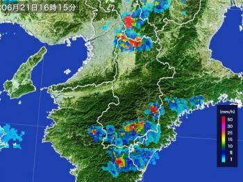 ファイル名: 20150621-02.jpg
ファイルサイズ: 80.5KB
→クリックで元のサイズを表示 地図を見たら真っ赤っか。