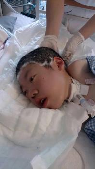 ファイル名: 20150901-02.jpg
ファイルサイズ: 43.1KB
→クリックで元のサイズを表示 シャンプーをして貰った