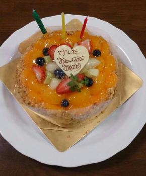 ファイル名: 20151105-03.jpg
ファイルサイズ: 63.7KB
→クリックで元のサイズを表示 今日は健太の誕生日
