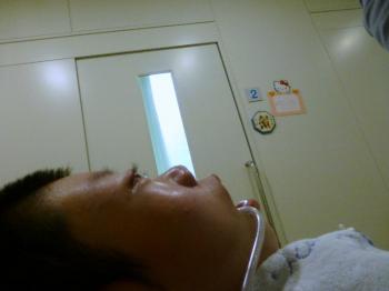 ファイル名: 20160206-01.jpg
ファイルサイズ: 36.2KB
→クリックで元のサイズを表示 中待合で待つように言われたけど、それからが長かった。