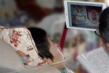 ファイル名: 20170315-02.jpg
ファイルサイズ: 60.2KB
→クリックで元のサイズを表示 三学期を振り返りながら通知表を読んで貰った