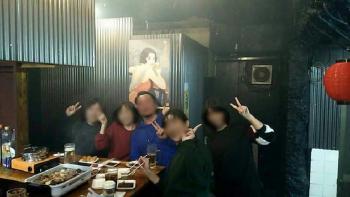 ファイル名: 20171222-02.jpg
ファイルサイズ: 52.5KB
→クリックで元のサイズを表示 何十年ぶりに会った人も、面影があってすぐに分かった。